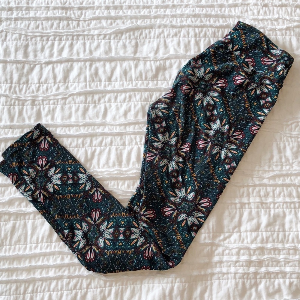 LuLaRoe one size leggings